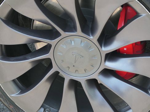 Used 2021 Tesla Model Y Performance AWD/4WD image 11