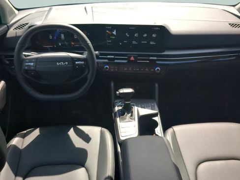 New 2026 Kia Sportage EX image 12