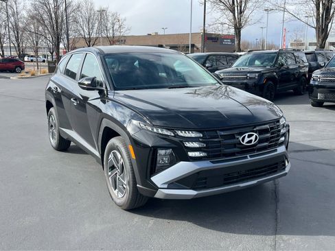 New 2026 Hyundai Tucson Blue SE AWD/4WD image 4