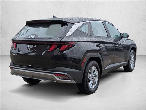 New 2026 Hyundai Tucson SE image 2