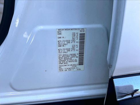 Used 2018 Nissan Murano SL w/ Moonroof Package image 35