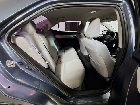 Used 2015 Toyota Corolla LE FWD image 24