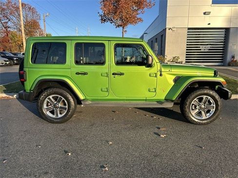 Certified 2019 Jeep Wrangler Unlimited Sahara image 9