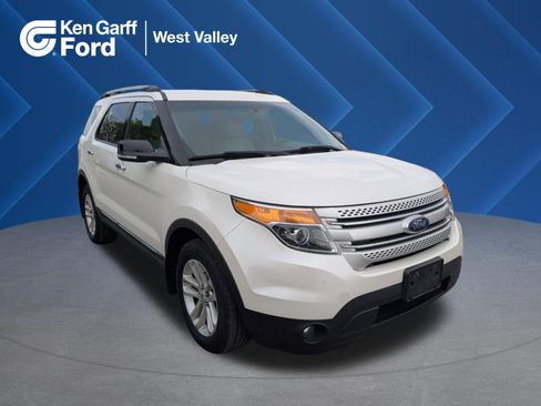 Used 2012 Ford Explorer XLT image 1