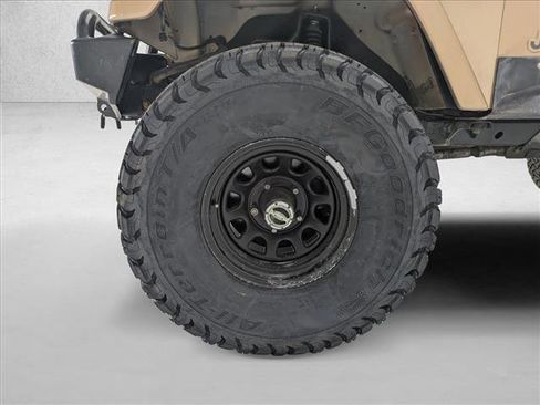 Used 1999 Jeep Wrangler Sahara image 23