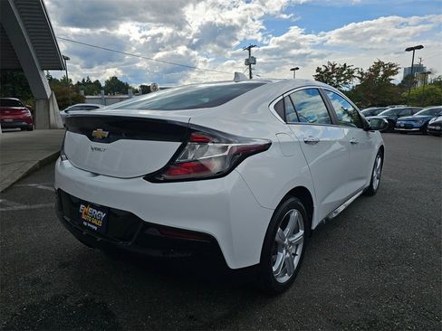 Used 2018 Chevrolet Volt LT image 8