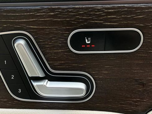 Used 2019 Mercedes-Benz A 220 4MATIC image 26