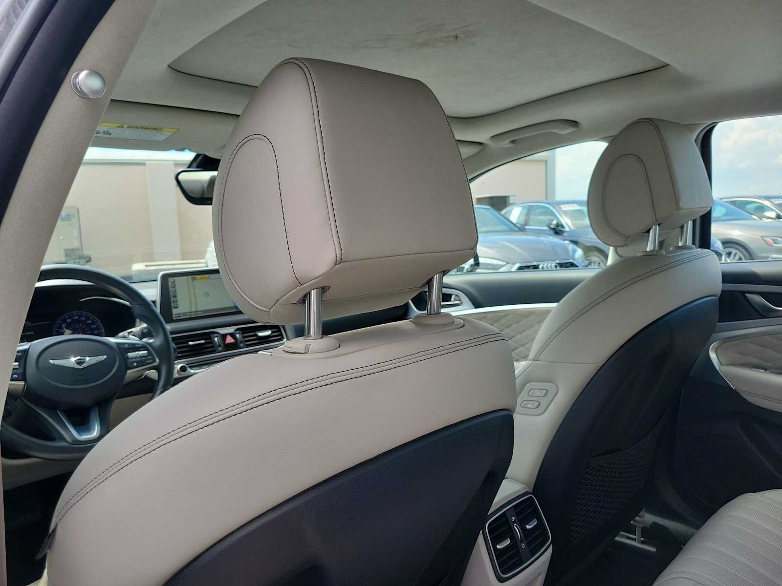 Used 2019 Genesis G70 2.0T Advanced w/ Dynamic Package RWD image 17