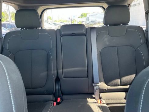 Used 2024 Jeep Grand Cherokee Laredo X AWD/4WD image 19