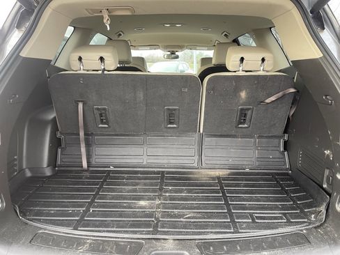 Used 2019 Buick Enclave Essence image 15