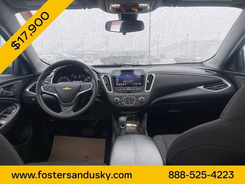 Used 2022 Chevrolet Malibu LT image 17