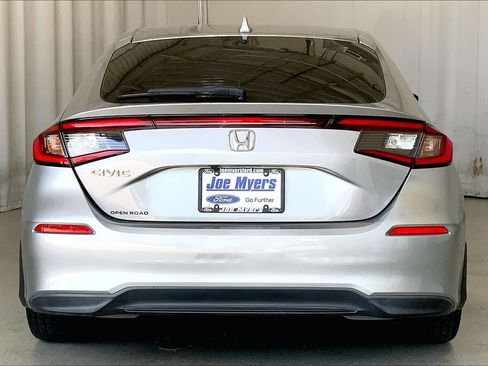 Used 2022 Honda Civic EX-L image 4