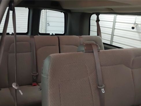 Used 2011 Chevrolet Express 3500 LT w/ LT Preferred Equipment Group image 19