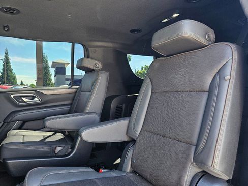 Used 2022 Chevrolet Suburban High Country w/ Max Trailering Package AWD/4WD image 21