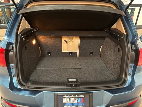 Used 2017 Volkswagen Tiguan S image 28