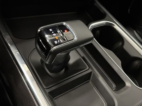 Used 2024 Chevrolet Silverado 1500 LTZ AWD/4WD image 19