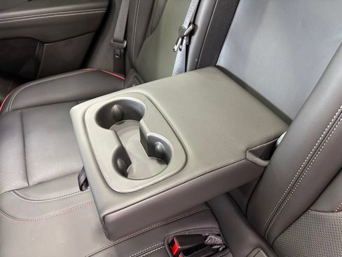 Used 2023 Buick Envision Essence w/ Sport Touring Package AWD/4WD image 38