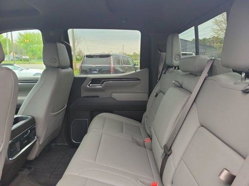 Used 2025 GMC Sierra 1500 SLT w/ SLT Premium Plus Package AWD/4WD image 14