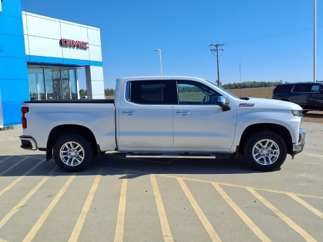 Used 2020 Chevrolet Silverado 1500 LTZ w/ LTZ Plus Package AWD/4WD image 25