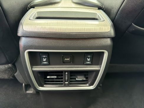 Used 2018 Nissan Murano Platinum AWD/4WD image 17
