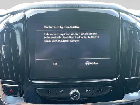 Used 2023 Chevrolet Traverse LT w/ Rear Camera Mirror Package AWD/4WD image 26