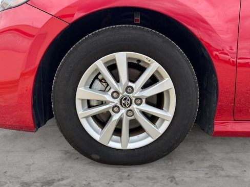 Used 2025 Toyota Camry LE FWD image 9