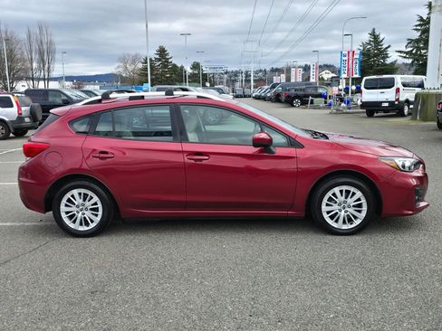 Used 2018 Subaru Impreza 2.0i Premium image 4