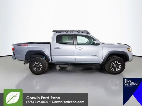 Used 2021 Toyota Tacoma TRD Off-Road w/ Technology Package image 11