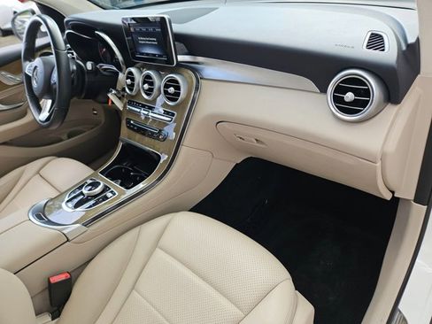Used 2018 Mercedes-Benz GLC 300 GLC 300 image 20