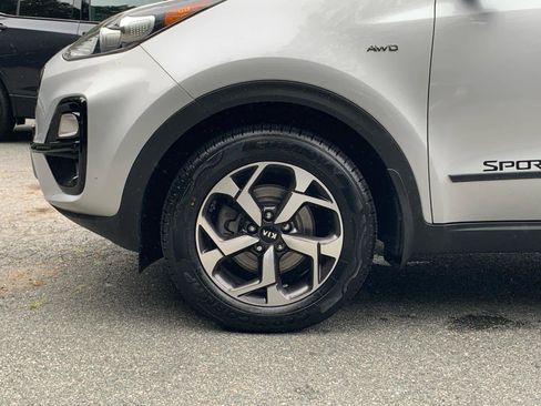 Used 2020 Kia Sportage LX image 12