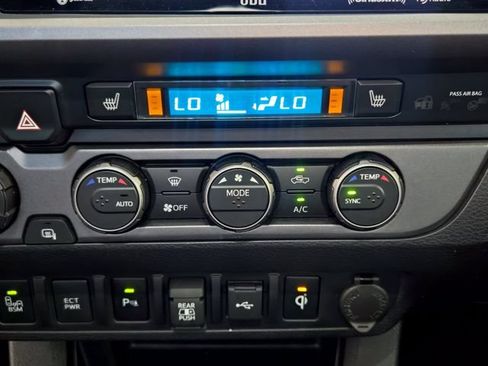 Used 2023 Toyota Tacoma TRD Pro AWD/4WD image 21