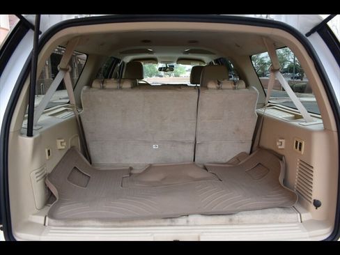 Used 2013 Ford Expedition EL XLT image 27