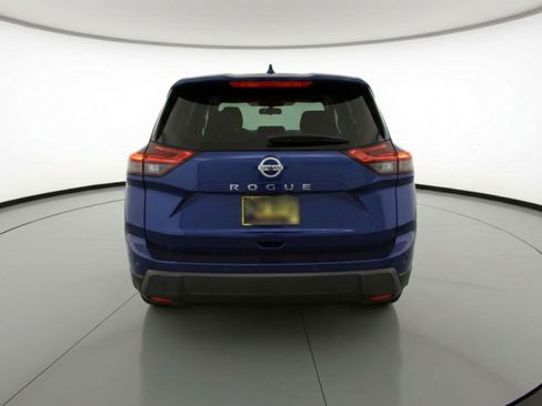 Used 2025 Nissan Rogue SV image 7