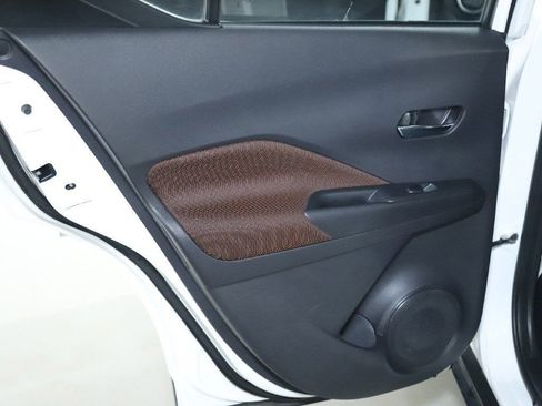Certified 2023 Nissan Kicks SR image 14