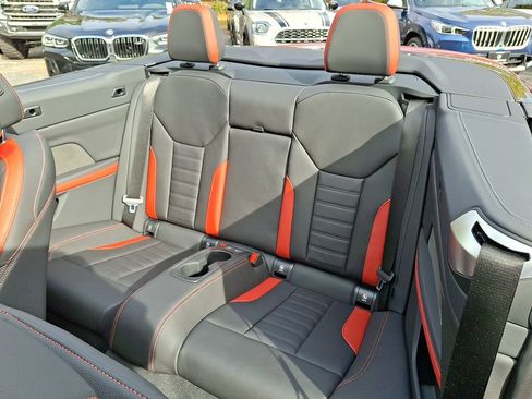 Used 2026 BMW M440i Convertible image 8