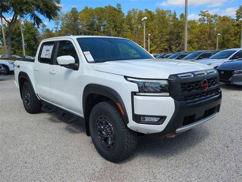 New 2026 Nissan Frontier PRO-4X w/ Pro-4x Convenience Package image 2