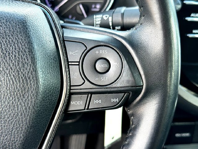 Used 2019 Toyota Camry SE FWD image 13