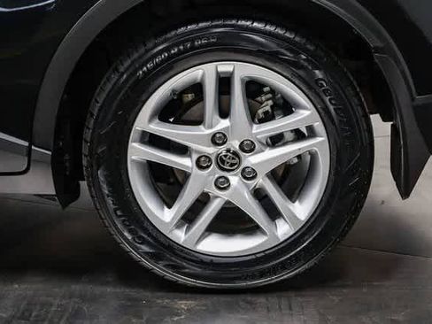 Certified 2021 Toyota C-HR LE FWD image 10