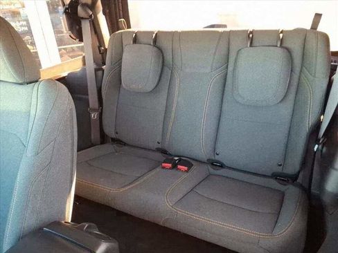 Used 2024 Jeep Wrangler Sport S image 21