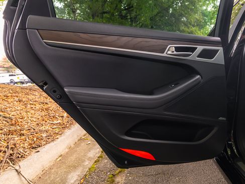 Used 2017 Genesis G80 5.0 Ultimate RWD image 33
