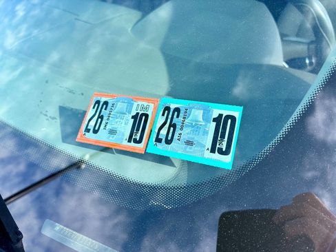 Used 2011 Chevrolet Traverse LS image 40