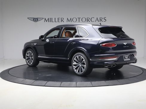 New 2026 Bentley Bentayga AWD/4WD image 3