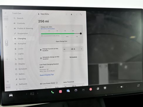 Used 2023 Tesla Model X Plaid image 31