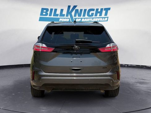 Used 2023 Ford Edge SE w/ Black Appearance Package AWD/4WD image 4