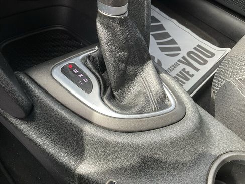 Used 2015 Dodge Dart SXT FWD image 24