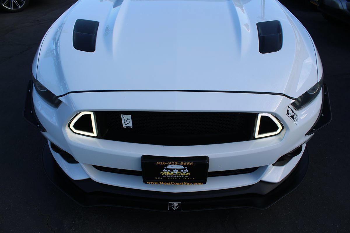 Used 2016 Ford Mustang GT w/ Interior & Wheel Package RWD image 9