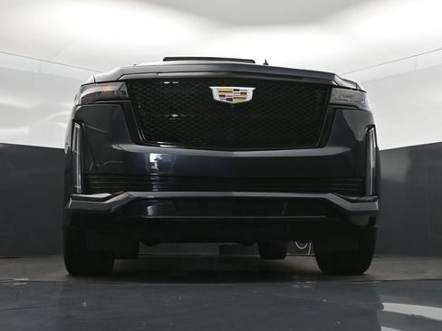 Used 2022 Cadillac Escalade Sport w/ Touring Package AWD/4WD image 45