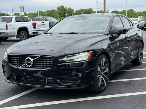 Used 2022 Volvo S60 B5 Momentum AWD/4WD image 11