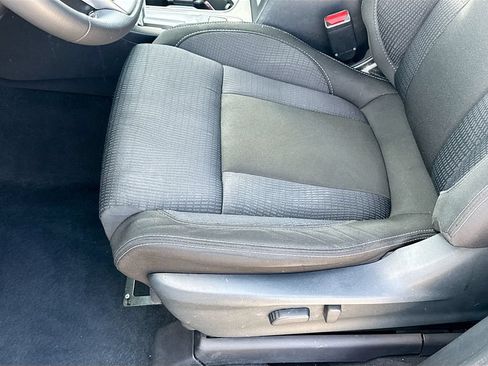 Used 2023 Subaru Ascent Premium w/ Convenience Package AWD/4WD image 22