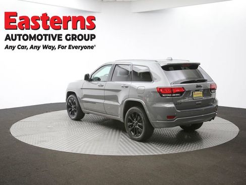 Used 2020 Jeep Grand Cherokee Altitude image 64